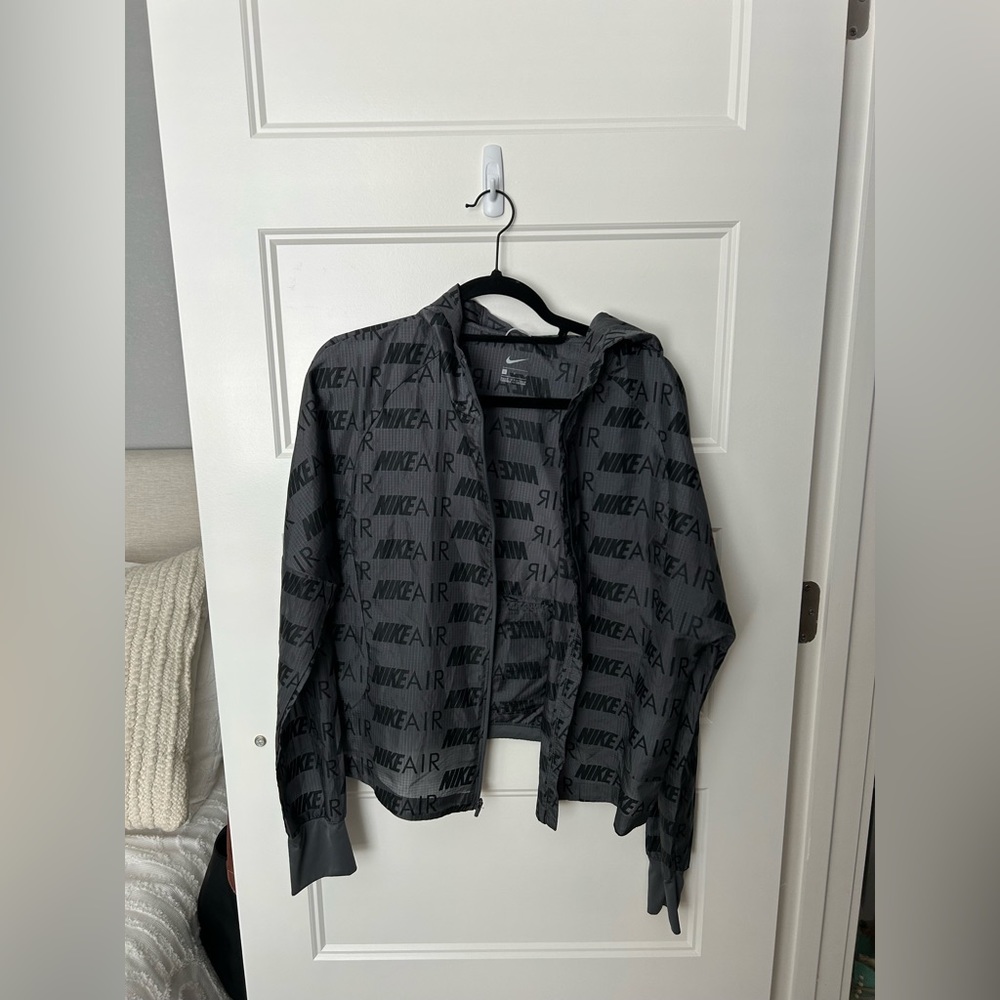 Nike Waterproof Running Windbreaker